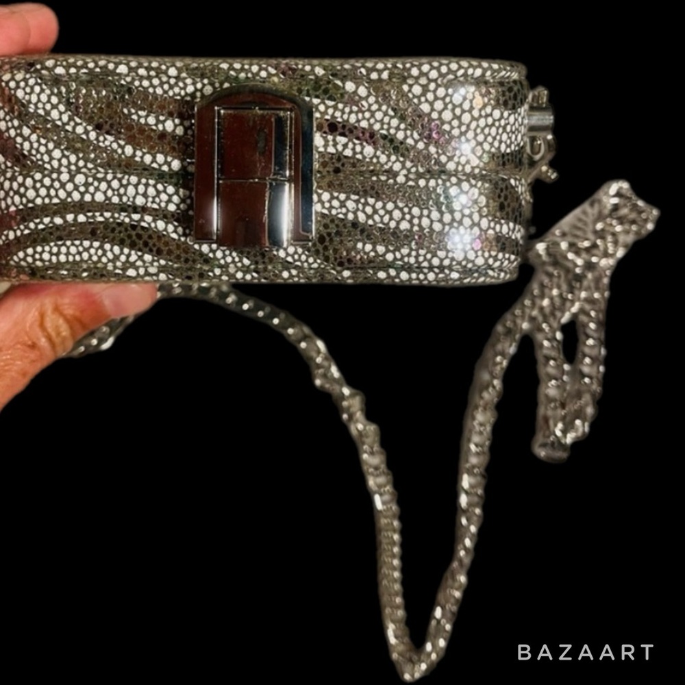 NWT Metallic Zebra Print Evening Clutch Bag Silver purse D’MARGEAUX NEW YORK - Picture 6 of 9